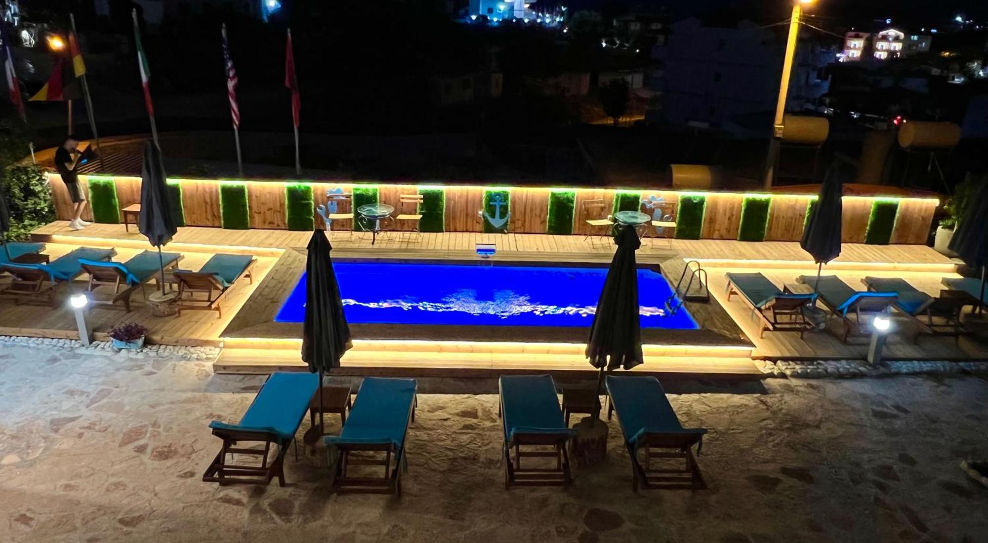 Hotel Two Mermaids Ксамил Экстерьер фото