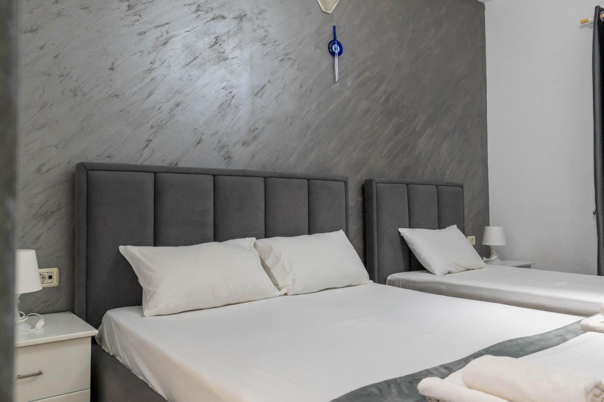 Hotel Two Mermaids Ксамил Экстерьер фото