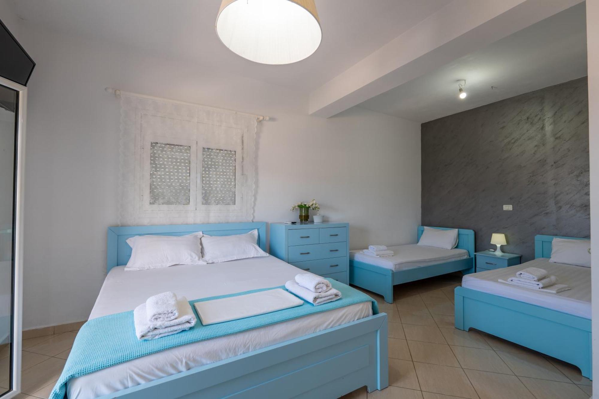 Hotel Two Mermaids Ксамил Экстерьер фото